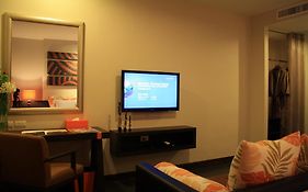 ฟูราม่าเอ็กซ์คลูซีฟ แซนดารา หัวหิน แอท ชะอำบีช